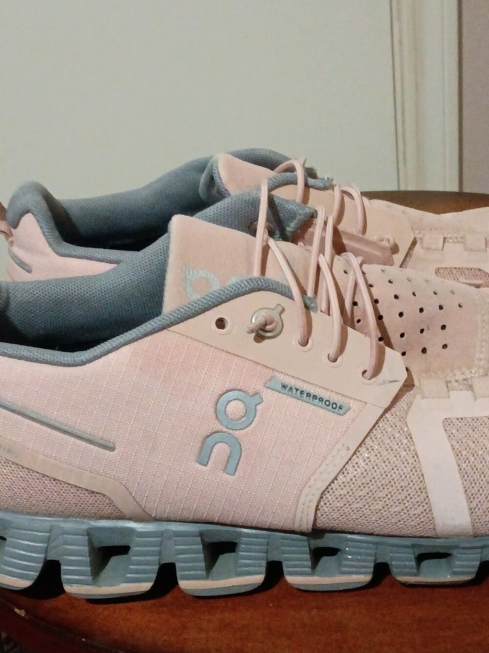 ON CLOUD Running Women’s 7.5 Pink ROSE/LUNAR Waterproof Sneakers Shoes 19.99831 - Picture 5 of 14